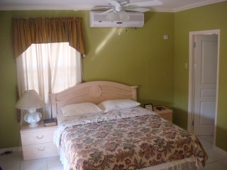 5 Winchester Road Kingston 10, Kingston / St. Andrew, Jamaica - Apartment for Lease/rental